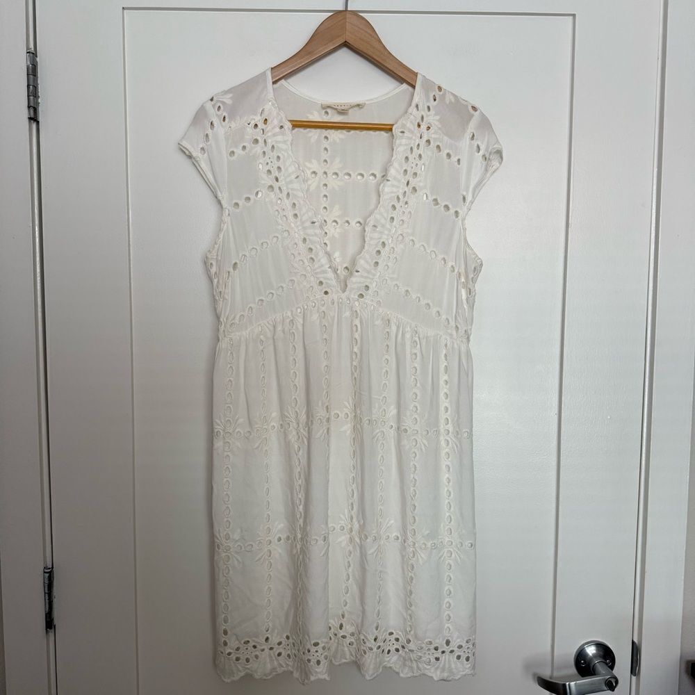 Lovestitch Mini Dress Sz M White Embroidered Eyelet V Neck Boho Beach Summer